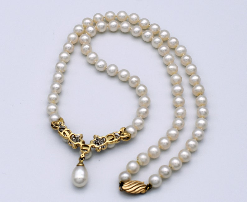 Classic 60's pearls diamonds 14k floral bib, elegant yellow gold & gemstones 17 Y necklace image 3