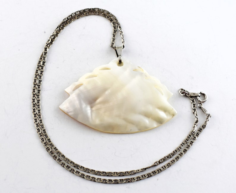 60's blister pearl MOP 925 silver fan pendant, boho carved Mother of Pearl sterling mariner chain necklace image 3