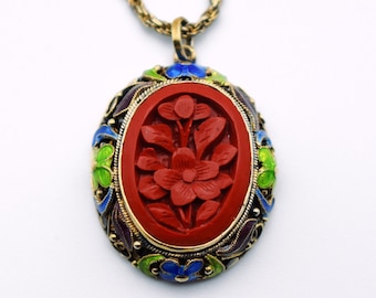 50&#39;s carved cinnabar flower gilt silver cloisonne pendant, ornate enamel 925 sterling vermeil necklace