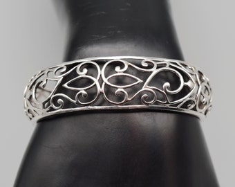 70's Art Nouveau style curved sterling vines cuff, romantic 925 silver leafy hippie bracelet