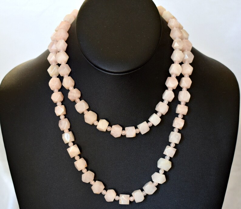 Art Deco 20's rose quartz flapper necklace, hand carved pink polyhedron & round beads opera length chain image 1