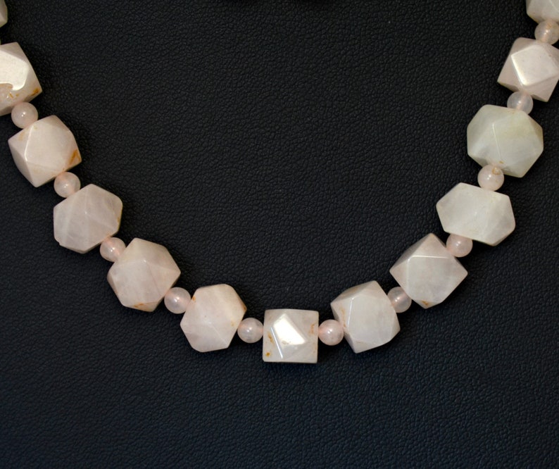 Art Deco 20's rose quartz flapper necklace, hand carved pink polyhedron & round beads opera length chain image 6