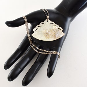 60's blister pearl MOP 925 silver fan pendant, boho carved Mother of Pearl sterling mariner chain necklace image 1