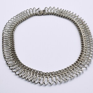 60's Egyptian Revival wide silver tone choker, abstract industrial curved metal statement necklace immagine 2