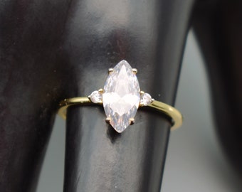 90's sterling rock crystal size 8.75 engagement ring, vermeil 925 silver marquise cut quartz bling