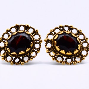 1910's garnet 14k gold Bohemian screw backs, Victorian twisted yellow gold oval red pyrope earrings image 9