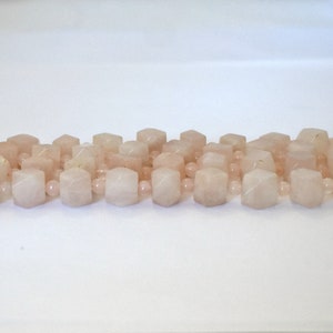 Art Deco 20's rose quartz flapper necklace, hand carved pink polyhedron & round beads opera length chain image 7