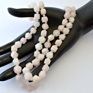 Art Deco 20's rose quartz flapper necklace, hand carved pink polyhedron & round beads opera length chain image 8