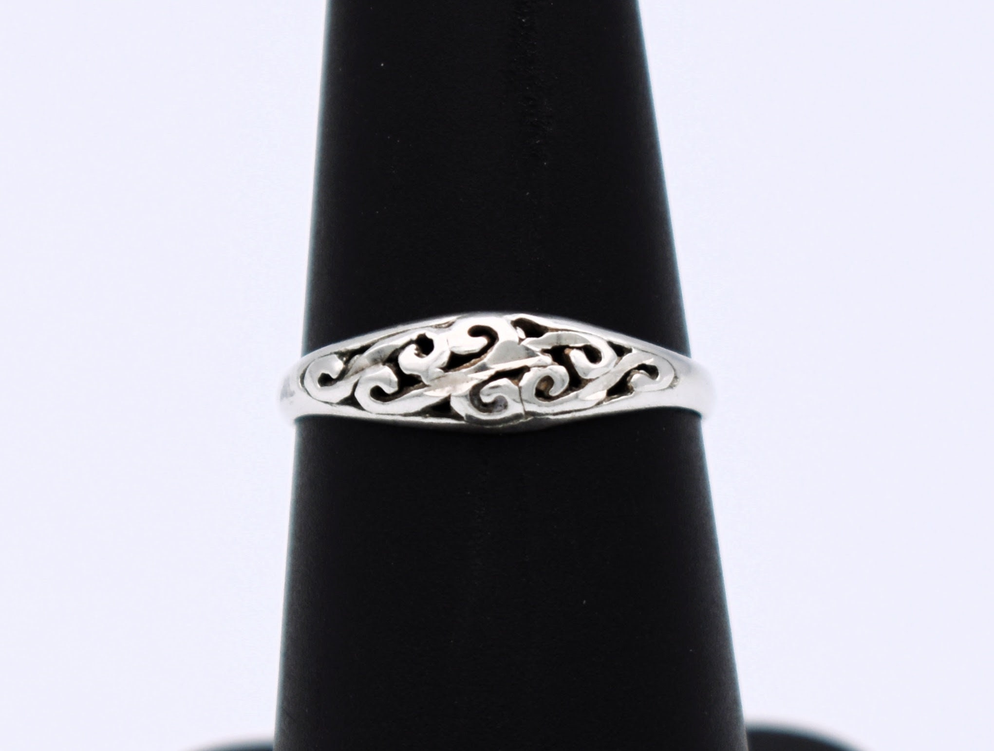 Vintage 70s Sterling Silver Vines Ring, Open Work Boho Band, Size