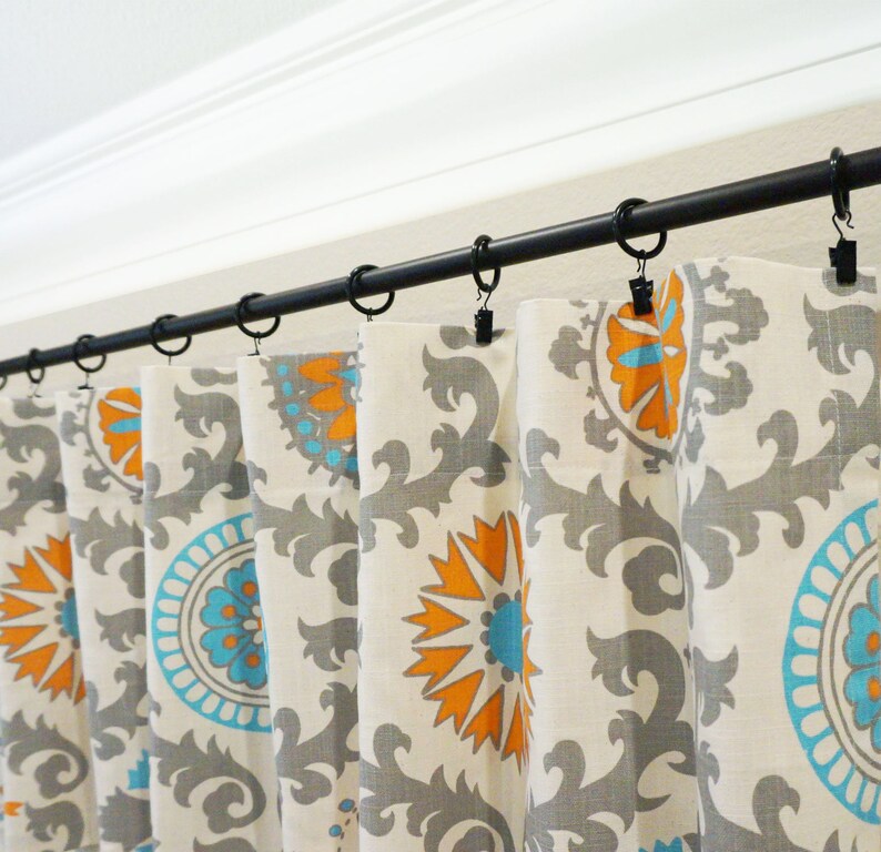 Featured image of post Light Blue Kitchen Curtains : Valance is sold separately from the tier curtain pair offered in lengths of 24 inches and 36 inches.