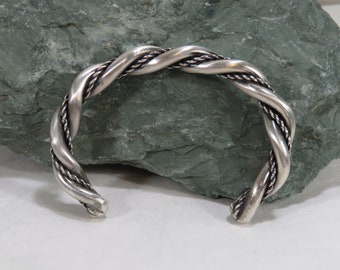 44.6 grams sterling silver cuff bracelet, twisted, vintage, small wrist