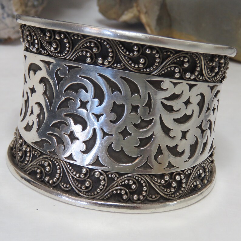 Lois Hill sterling silver cuff bracelet marked 925 HEAVY 97.3 grams signed vintage