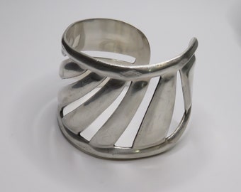 Reserved for DM - Do Not Buy - Beat up old 80.9 gram sterling silver cuff bracelet, marked Mexico 925, vintage