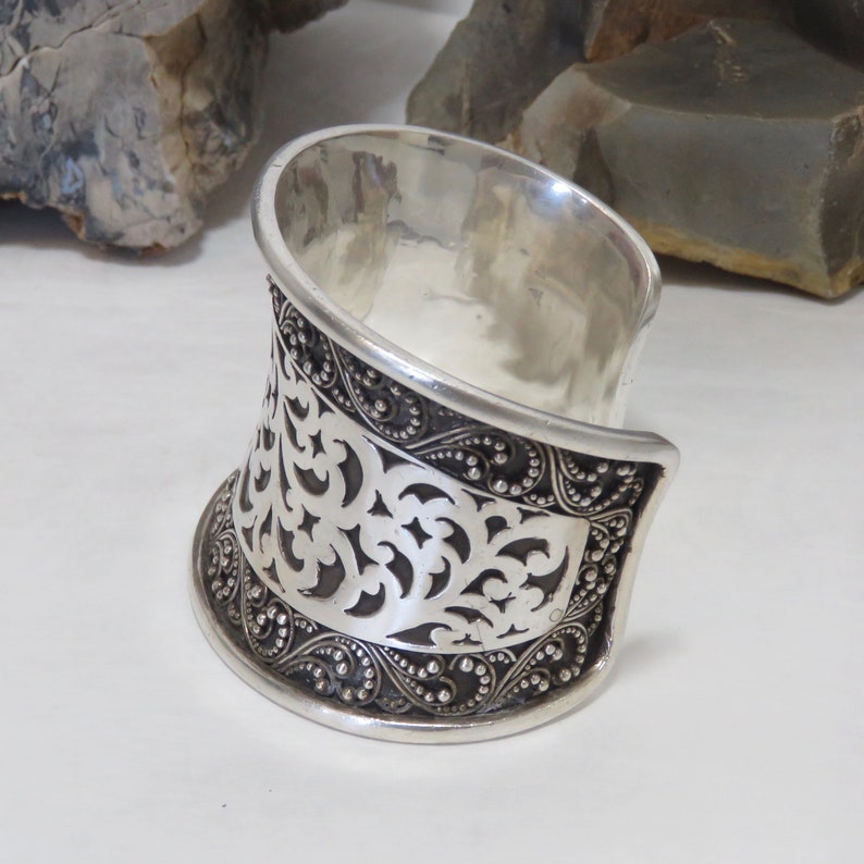 Lois Hill sterling silver cuff bracelet marked 925 HEAVY 97.3 grams signed vintage