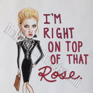 Puede incluir: Una ilustración dibujada a mano de una mujer con un traje negro y tacones, sosteniendo un maletín marrón. El texto "I'm right on top of that Rose." está escrito en letras rojas.