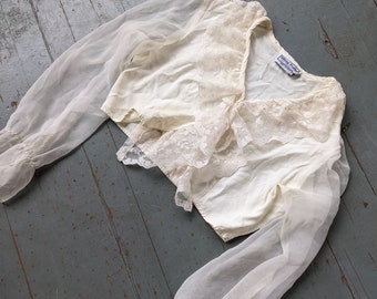 Vintage boho puff sleeve cropped top