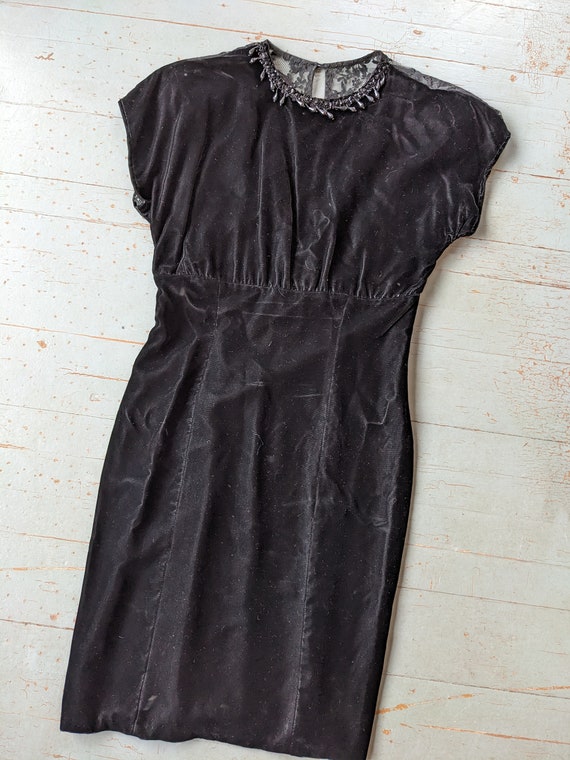 Vintage Gunne Sax black velvet dress - image 2