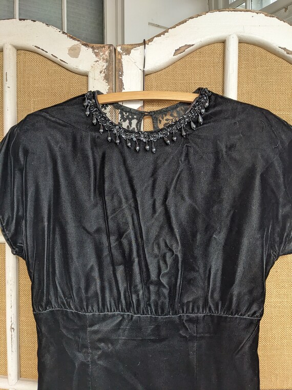 Vintage Gunne Sax black velvet dress - image 8