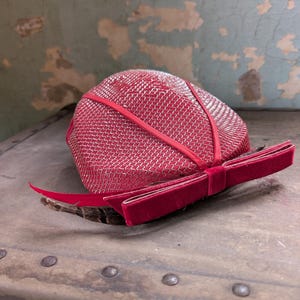 Vintage 50s red and silver fascinator hat