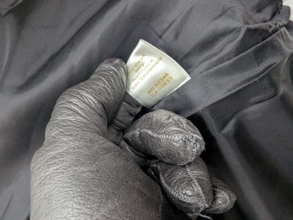 Carson back and white wool jacket - image 8