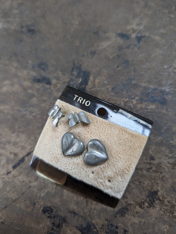 Vintage pewter heart and butterfly earrings set o… - image 1