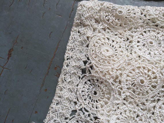 Vintage handmade lace crochet cardigan - image 10