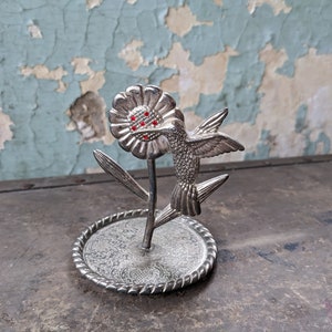 Vintage hummingbird and flower ring holder