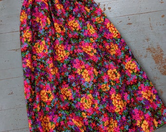Vintage 70s floral maxi skirt