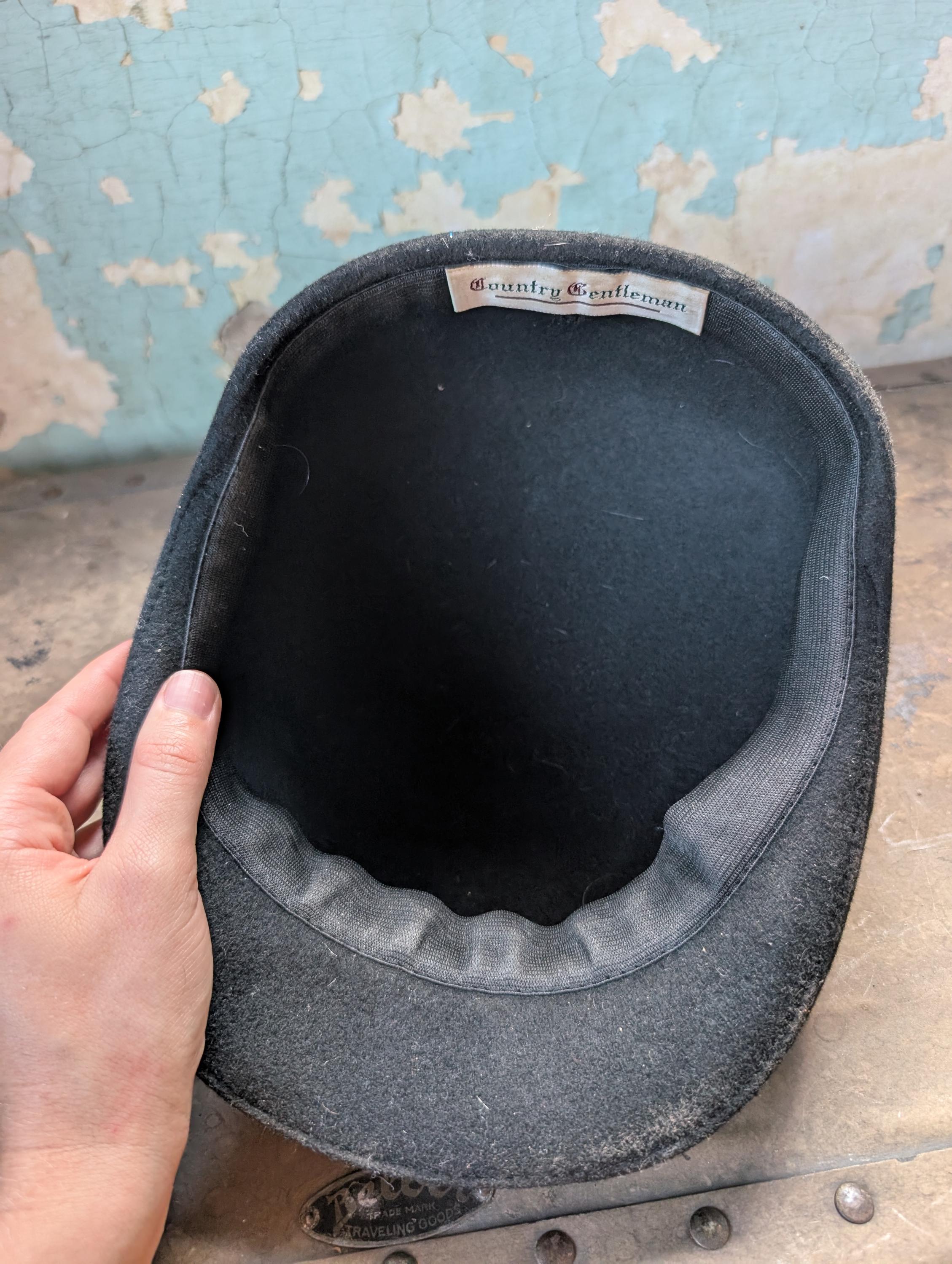 Vintage Wool Driving Cap Hat Made in Hong Kong Black GUC Hong Kong Dad Hat | Casual Hats main image 4