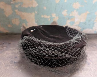 Vintage brown velvet mid century hat