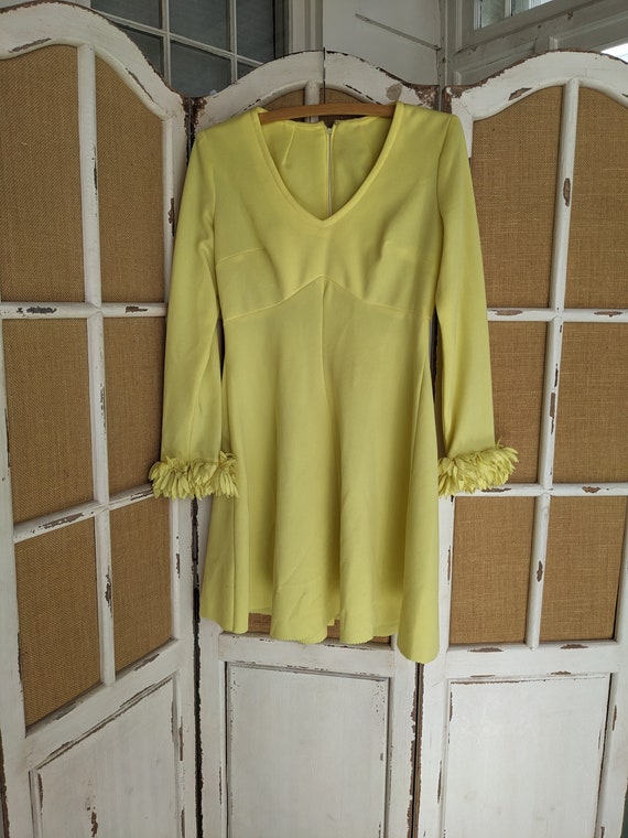 Vintage gogo yellow mini dress