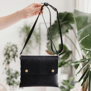 th×blackmeans Circlepouch / black×silver th×blackmeans Circlepouch / black×black – th products