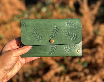 Passport holder, travel wallet, botanical printed leather