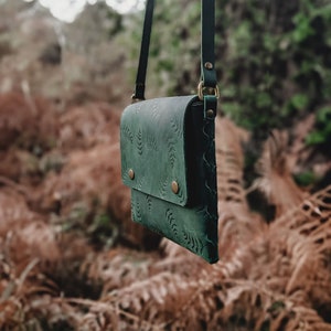 Botanical leather handbag, green leather handbag, crossbody bag, shoulder bag image 2