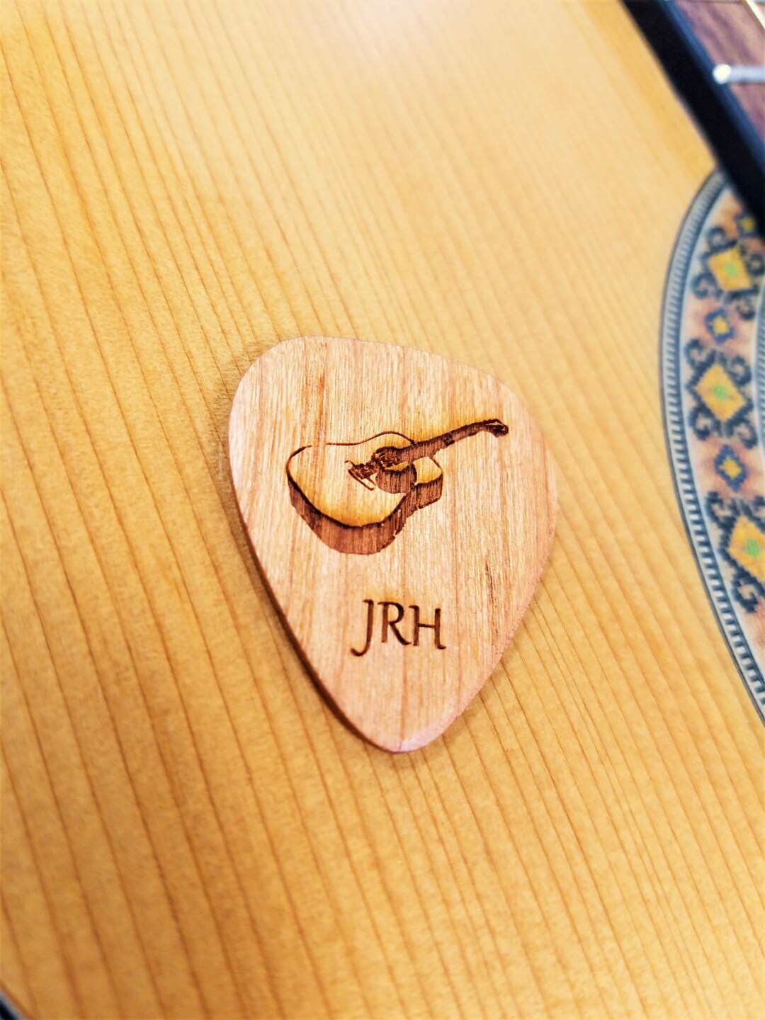 Personalized Acoustic Guitar Pick, Personalized Custom Engraved Guitar Image Plectrum, Wood