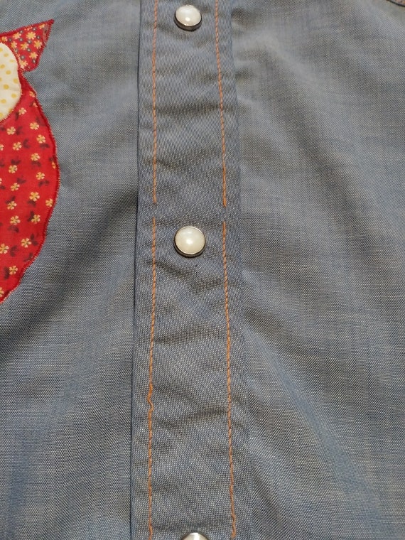 Vintage 70's Chambray Western Shirt with Owl Appl… - image 7