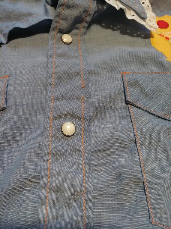 Vintage 70's Chambray Western Shirt with Owl Appl… - image 8