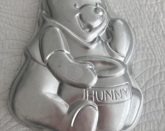 Vintage Winnie the Pooh Wilton cake pan