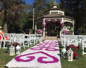 25ft full aisle runner w/heart design