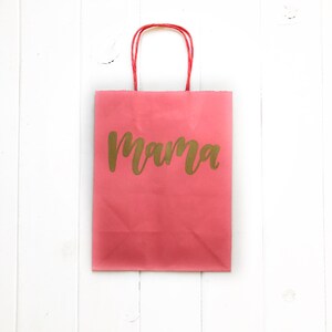 Mother’s Day gift bag- Mother’s Day card- hand lettered gift bag Mother’s Day gift- gift for mom- gift bag- kraft gift bag hand lettered mom