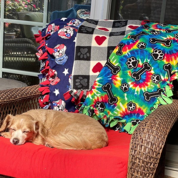 Super soft Fleece Comfy Dog, Cat, Animal Blankets.