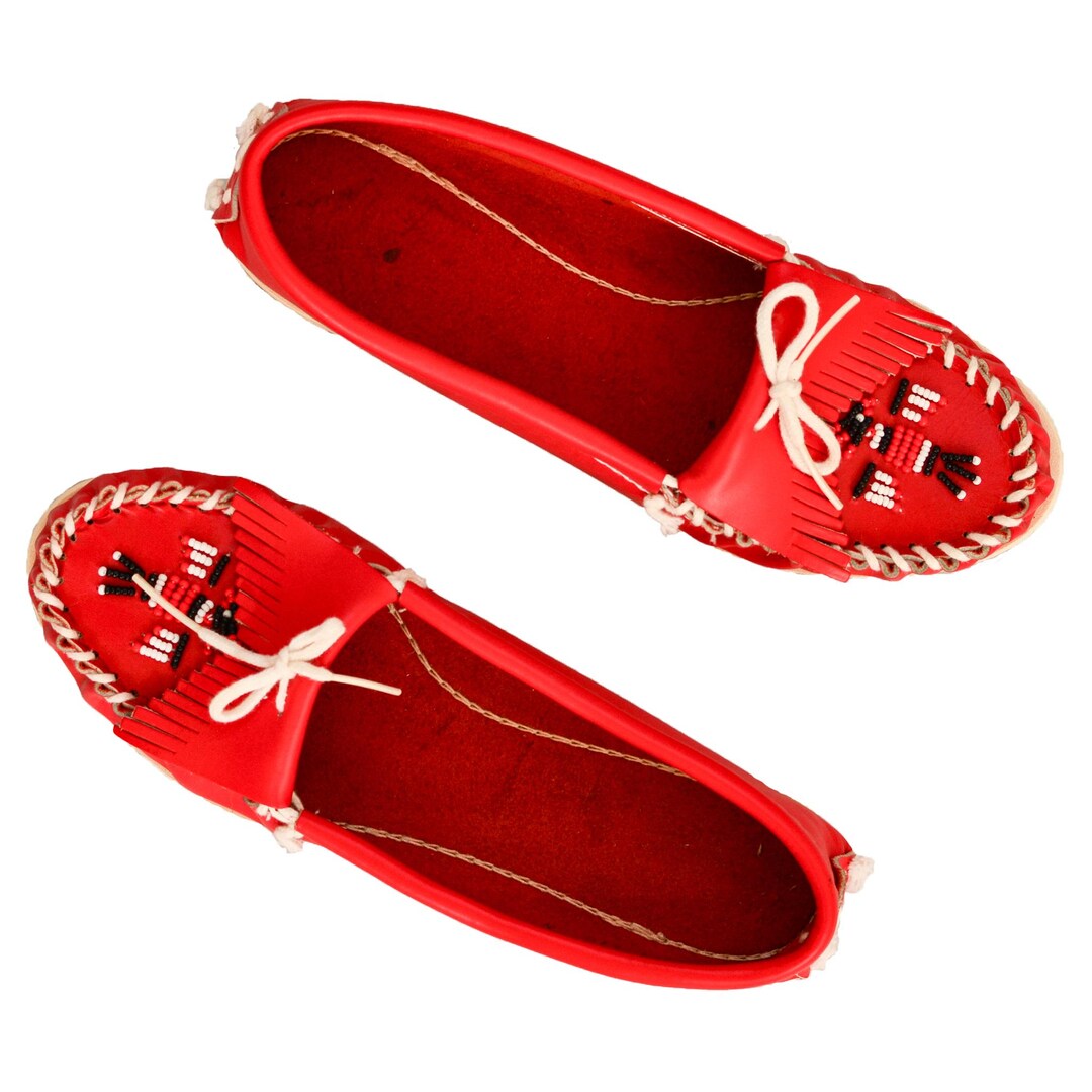 Size 40 Cloth Moccasins Birds on Red main image 1