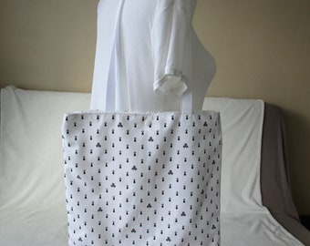 Tote bag, sac, en tissu de couleur blanche et noire  avec des motifs bretons