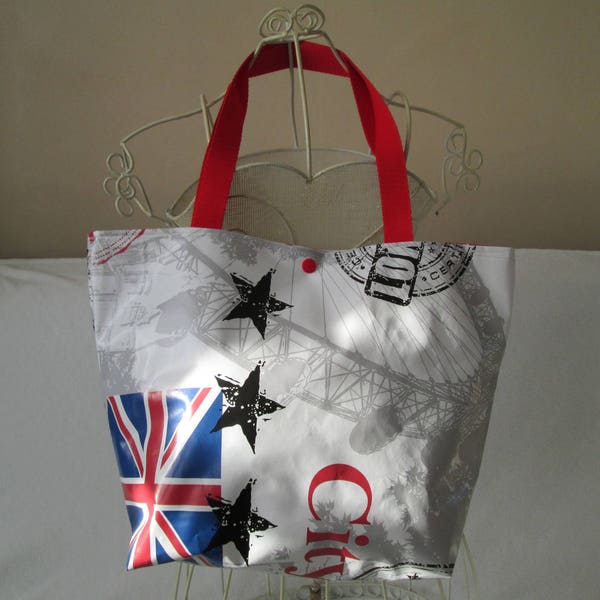 sac cabas lunch bag en toile cirée motif "london" modèle moyen