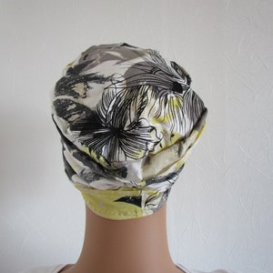 Bonnet rétro chimio femme en jersey léger blanc, gris et jaune image 4