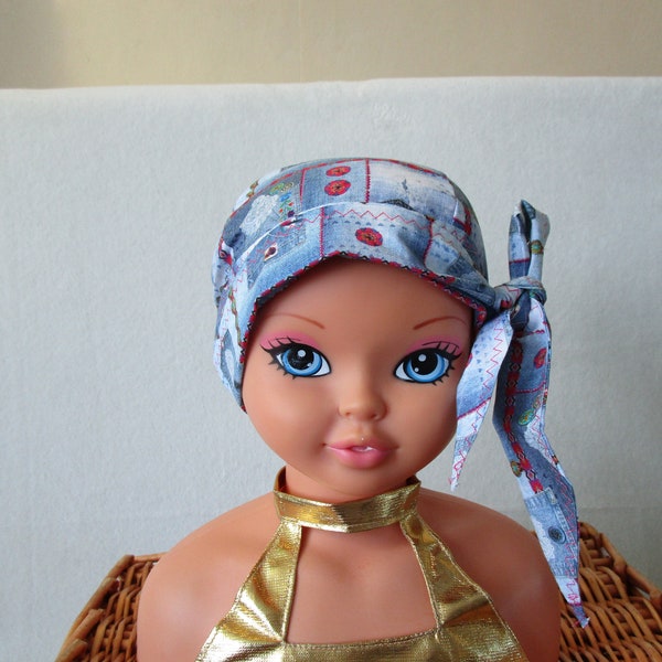 Foulard, turban chimio enfant, jeune adolescente de couleur bleue, bleu ciel imprimé jeans