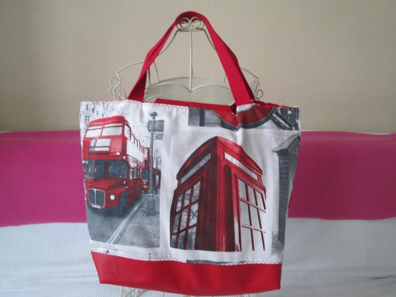 Tote tas chique bi-materiaal rood leder en stof london afbeelding 2