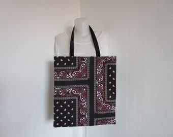 Tote bag, sac, en tissu de couleur noire, rouge  et blanche motif banana