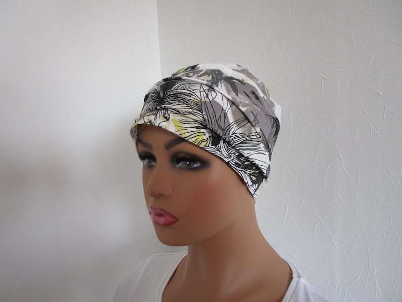 Bonnet rétro chimio femme en jersey léger blanc, gris et jaune image 1