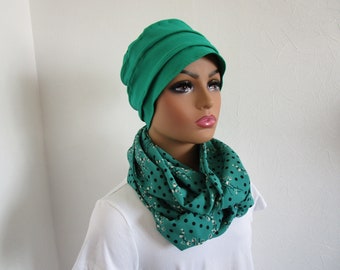 Bonnet turban chimio en jersey de couleur verte unie